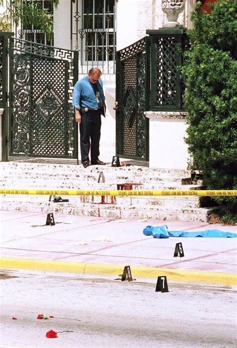 lee versace|gianni versace murder.